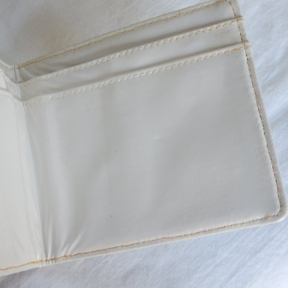 Floral Embroidered Clutch with Wallet - Picture 4 of 5
